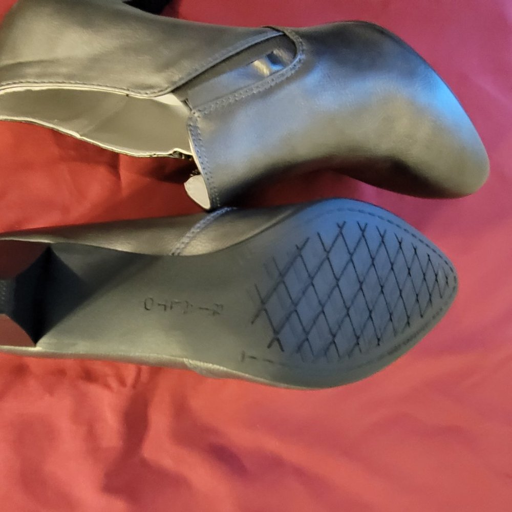 RIALTO WOMENS SILVER HEELS - Picture 3 of 13